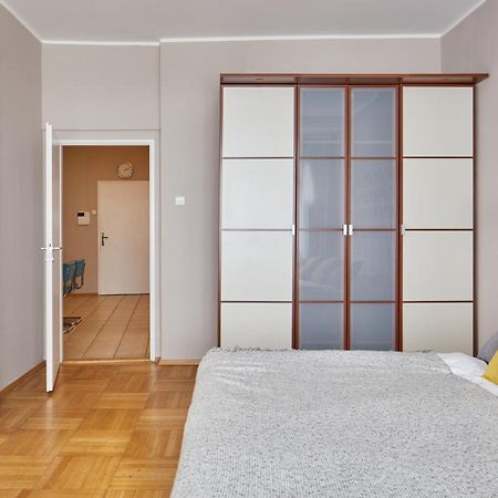 Prague Days - Modern Apt W Retro Elements - New Town Dış mekan fotoğraf