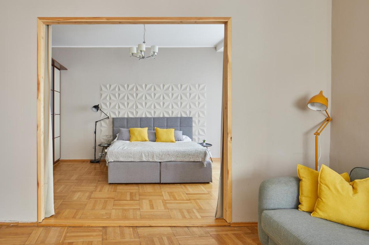 Prague Days - Modern Apt W Retro Elements - New Town Dış mekan fotoğraf